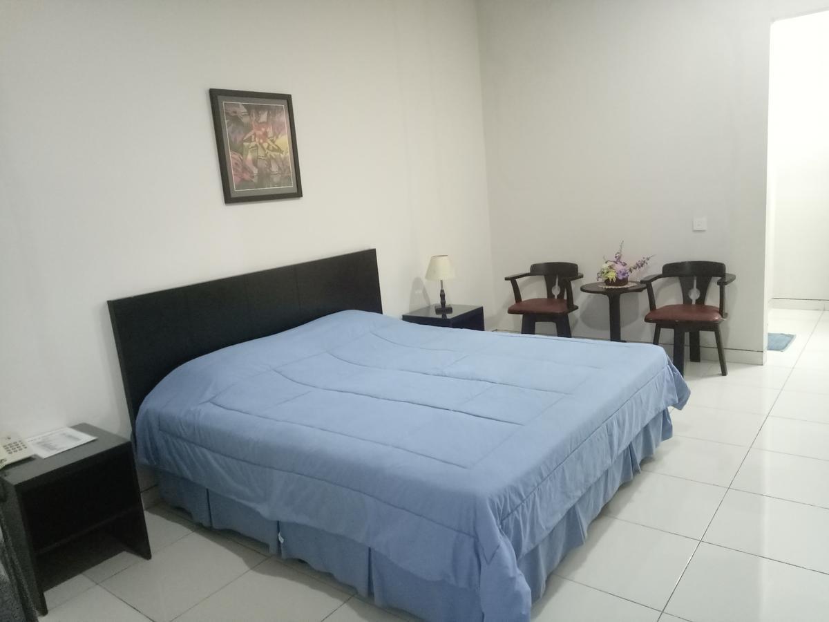 Carica Homestay Σουραμπάγια Εξωτερικό φωτογραφία
